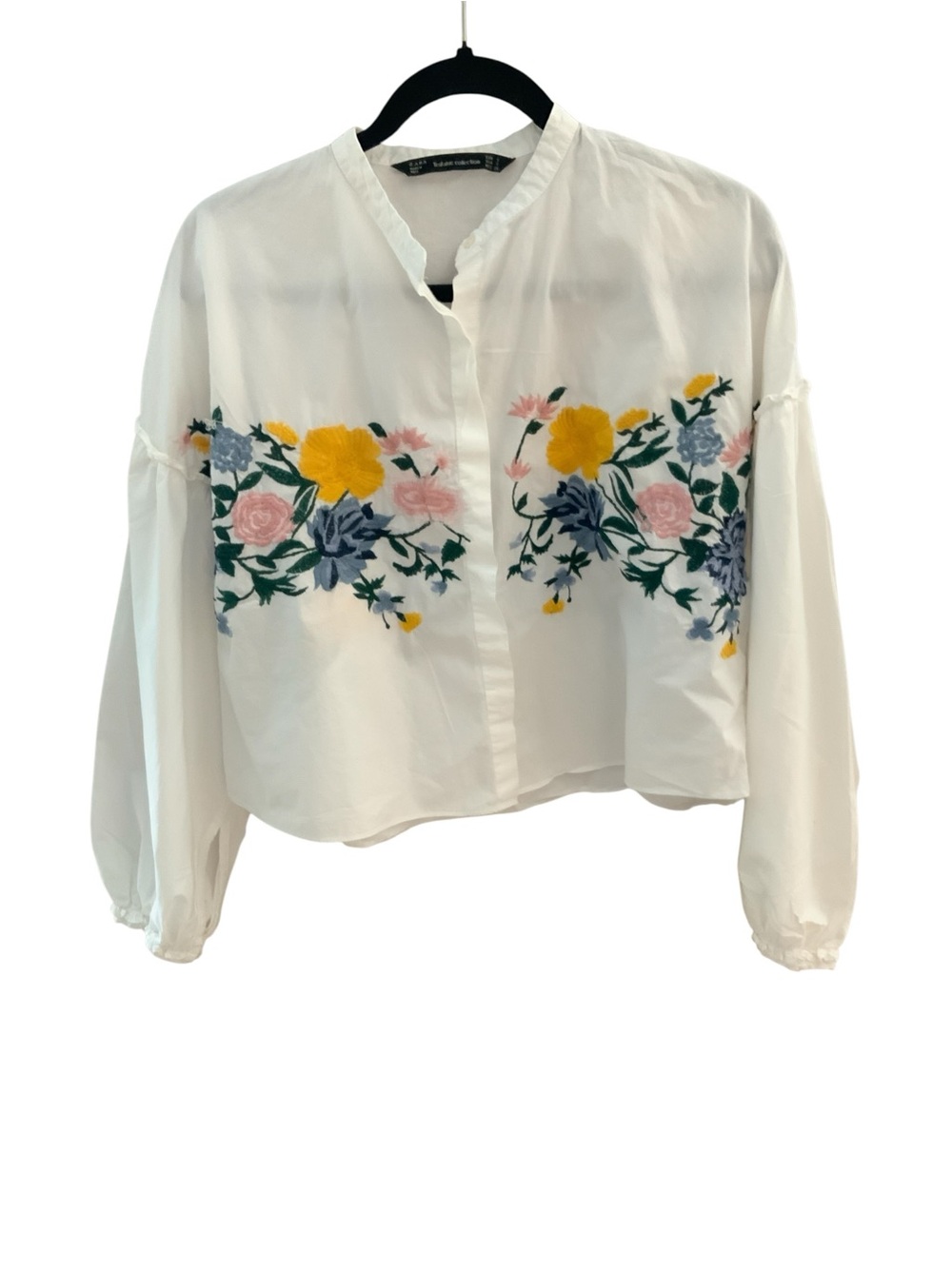 Zara White Cropped Blouse with Multicolor Floral Embroidery Size Small